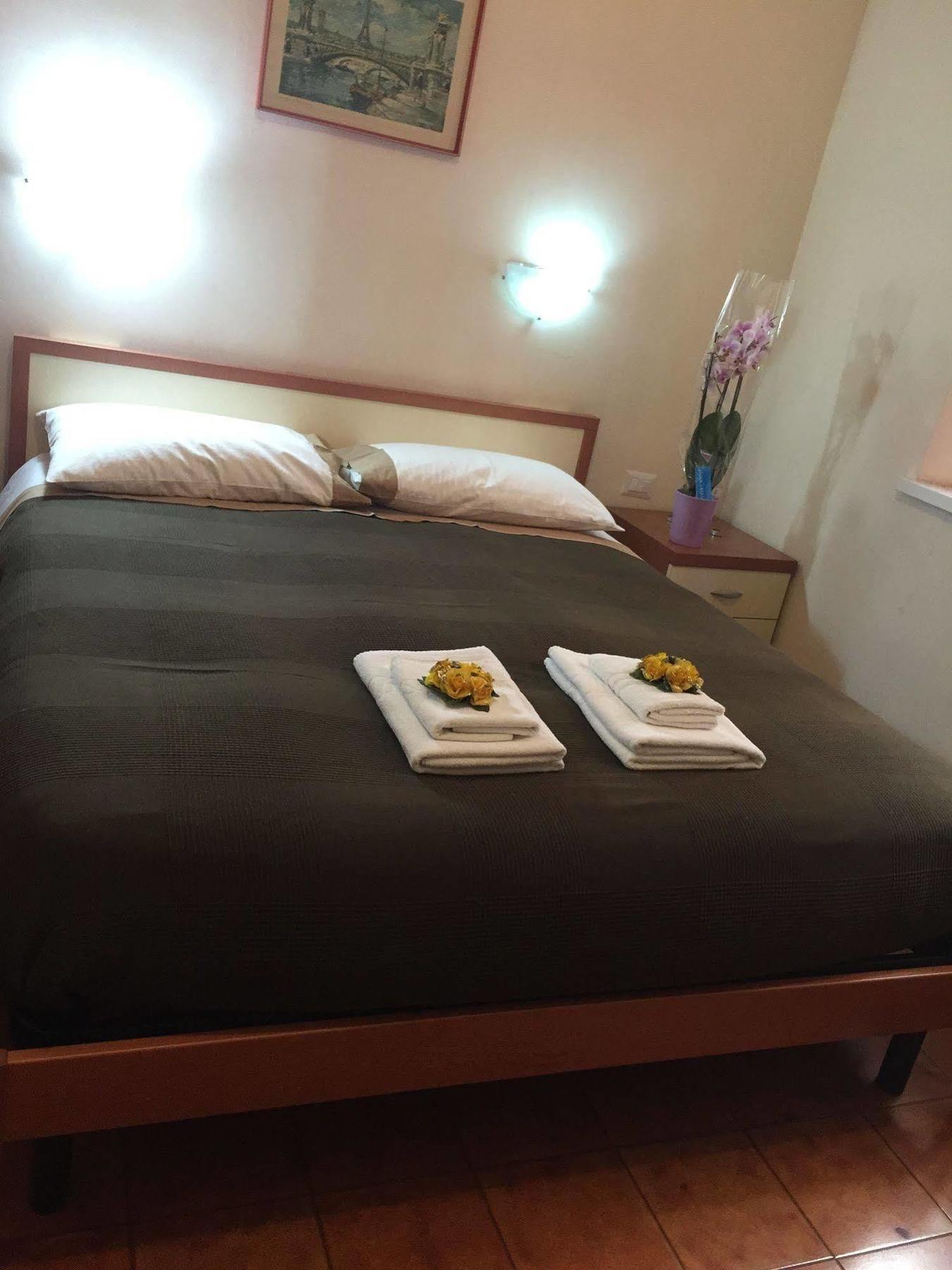 Bed and Breakfast Marcelina Рим Экстерьер фото